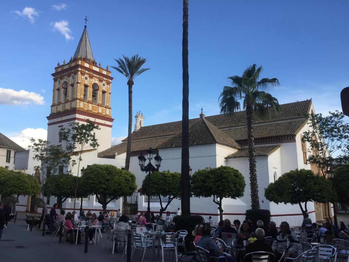El Rico Rincon De Sanlucar La Mayor Exterior photo